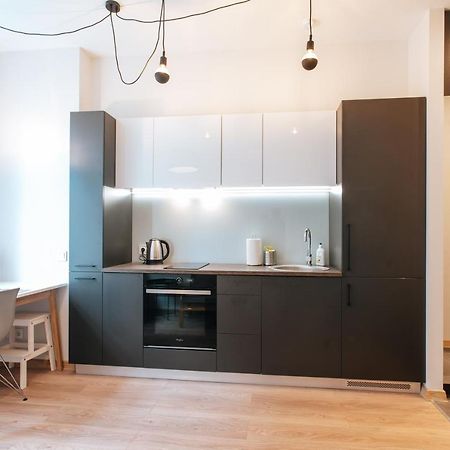 Central Comfort At Hanzas Residence, Stay Near Cafes, Bars, Museums & Esplanade Riga Exteriér fotografie